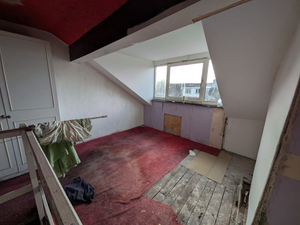 42, Binnie Street Bradford, BD3 9DA