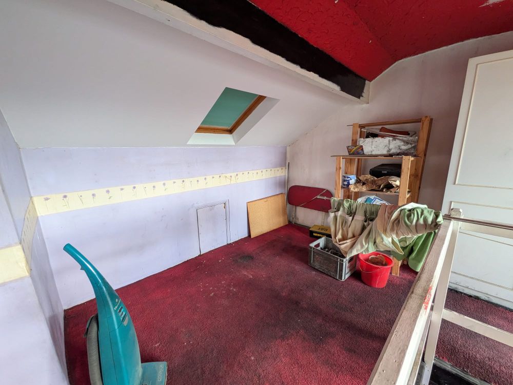 42, Binnie Street Bradford, BD3 9DA