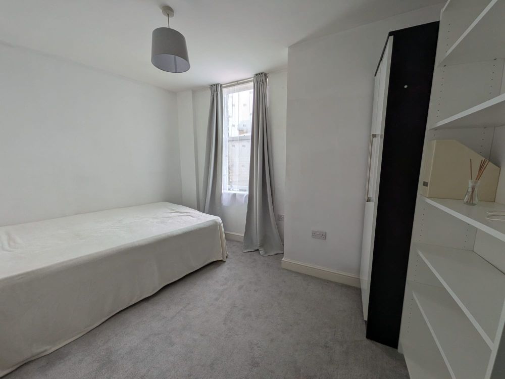 11 Georges House, Upper Millergate Bradford, BD1 1SX