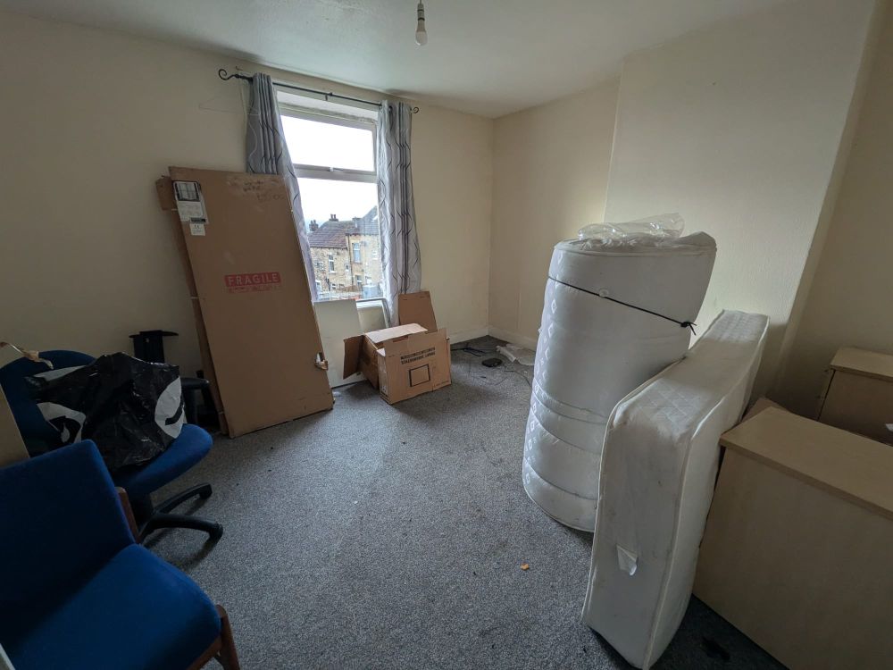 22, Westminster Road Bradford, BD3 0HQ