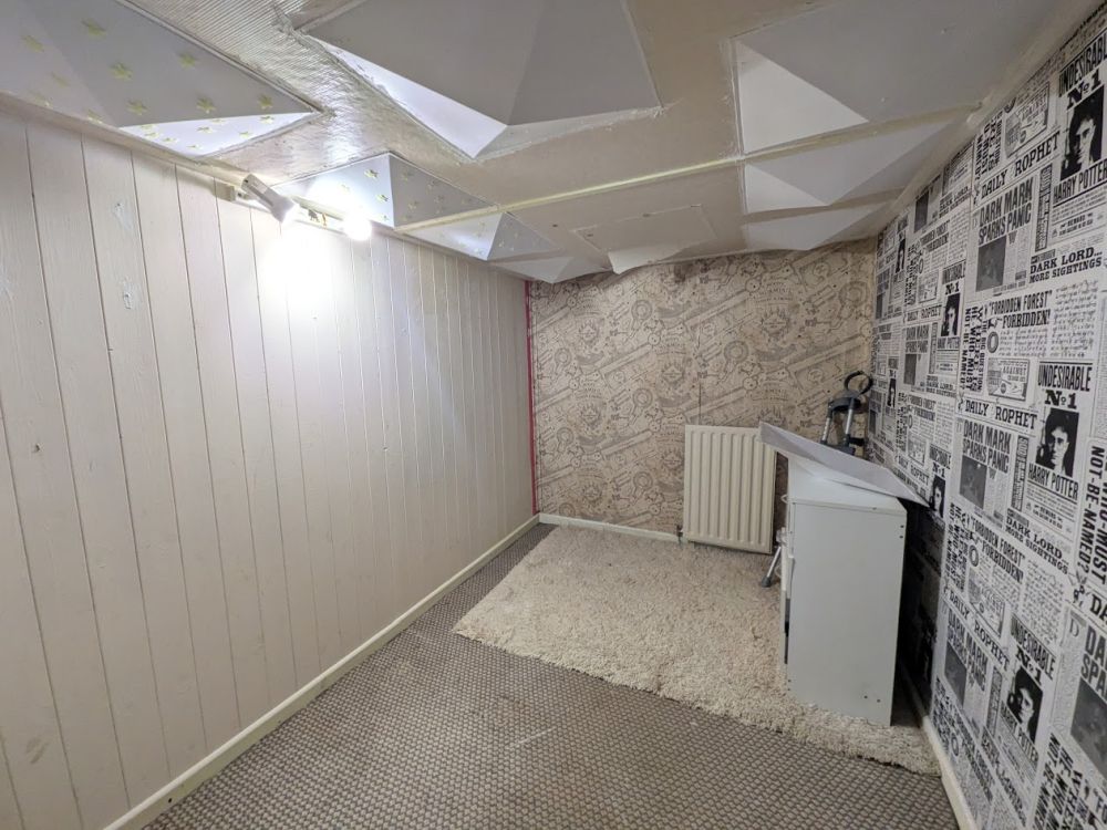 2, Roberts Buildings Halifax, HX2 0AN