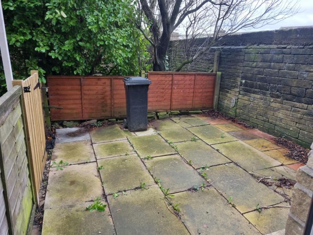 12, Gothic Street Queensbury, Bradford, BD13 2PJ