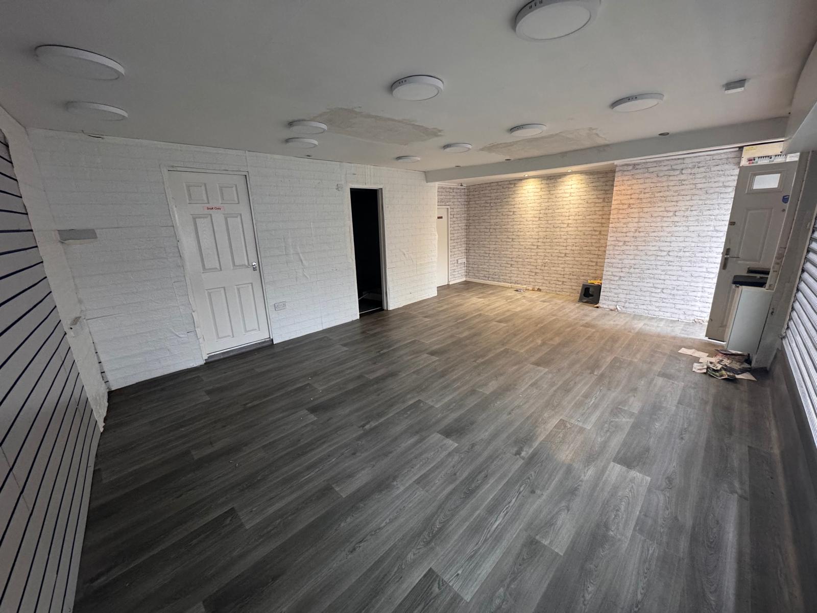 37, Town Gate Wyke, Bradford, BD12 9NT