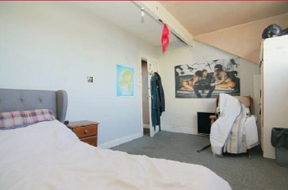 50, Grantham Road Bradford, BD7 1RQ