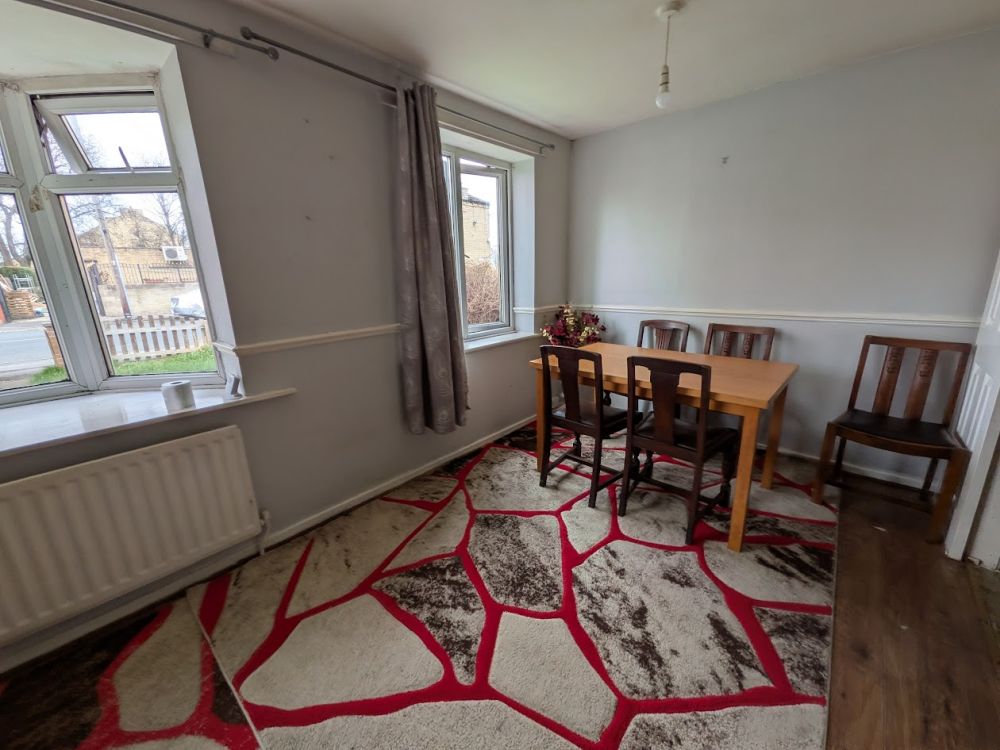 Flat 1, 1 Griffe Head Road Wyke, Bradford, BD12 8QP