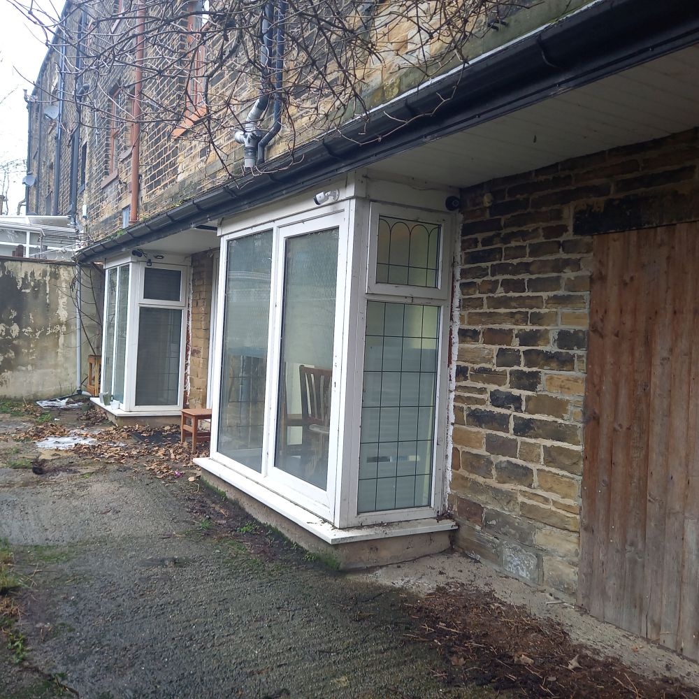 439 - 441 Thornton Road Bradford, BD13 3NN