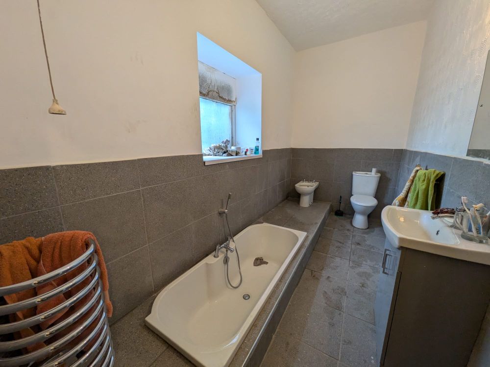 439 - 441 Thornton Road Bradford, BD13 3NN