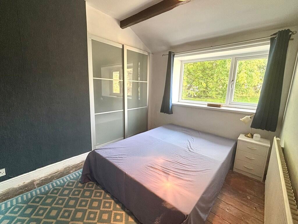 37, Green End Clayton, Bradford, BD14 6BA