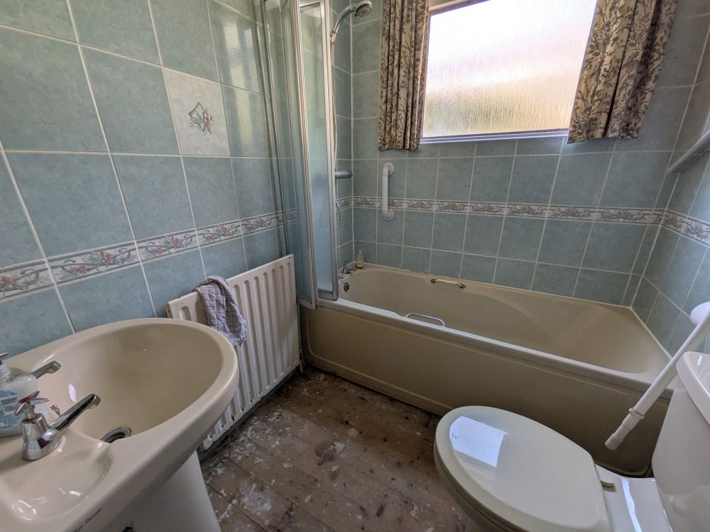 16, Delph Hill Baildon, Shipley, BD17 5HJ