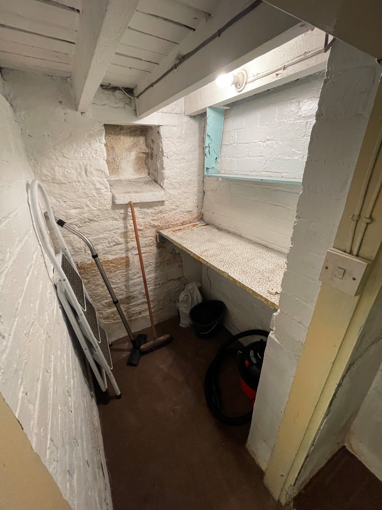 16, Delph Hill Baildon, Shipley, BD17 5HJ