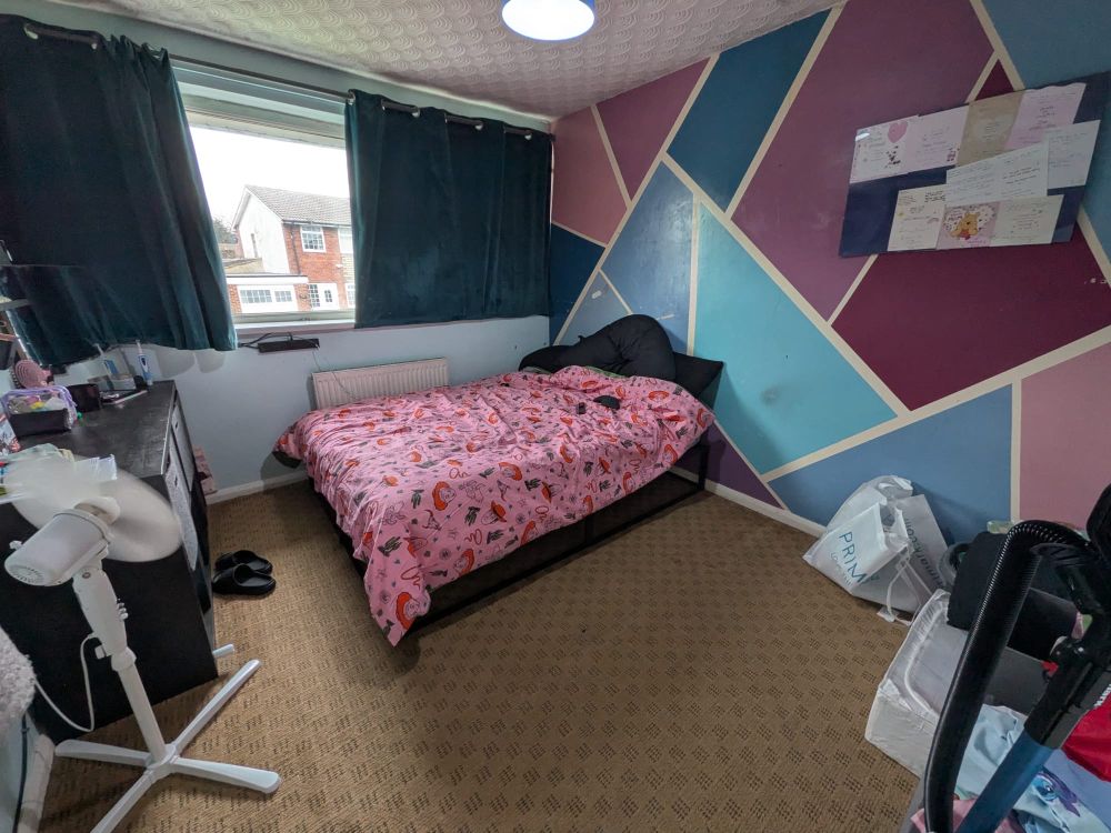 28, Perth Avenue Bradford, BD2 1EE