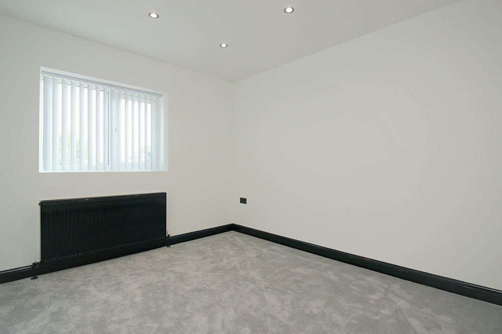 188 Reevy Avenue Bradford, BD6 3RP