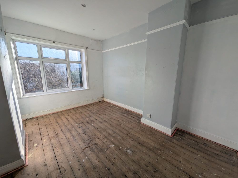 45 Beechwood Avenue Bradford, BD6 3AN