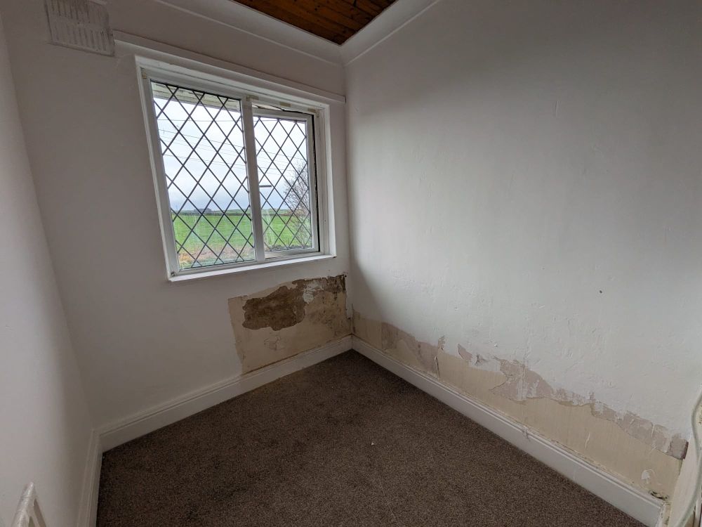 8, Stoneyridge Avenue Bradford, BD9 6PA