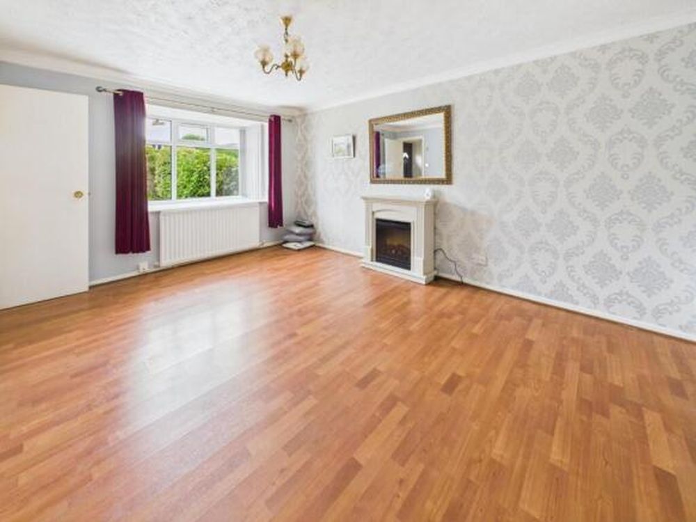 22 Timble Drive Bingley, BD16 3PF