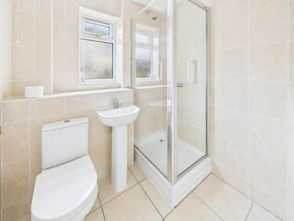 22 Timble Drive Bingley, BD16 3PF