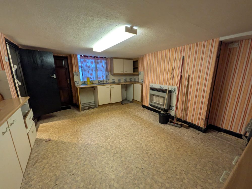 59, Ferncliffe Road, Bingley, Bradford, BD16 4PN