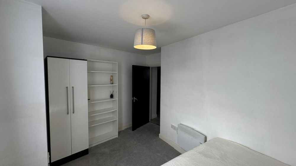 11 Georges House, Upper Millergate Bradford, BD1 1SX