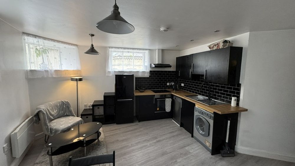11 Georges House, Upper Millergate Bradford, BD1 1SX