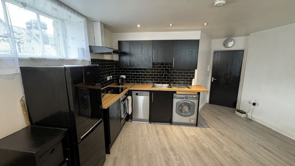 11 Georges House, Upper Millergate Bradford, BD1 1SX