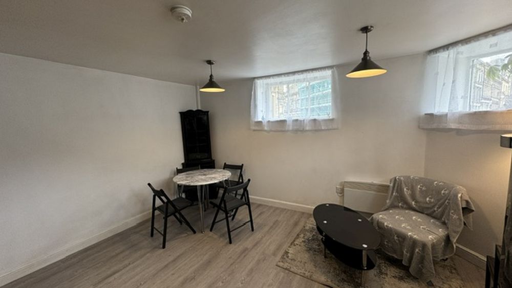 11 Georges House, Upper Millergate Bradford, BD1 1SX