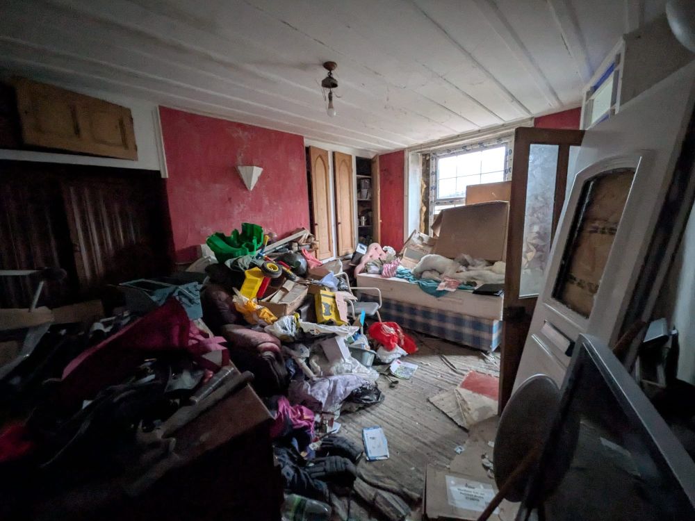 1 Western Place Bradford, BD13 1DU