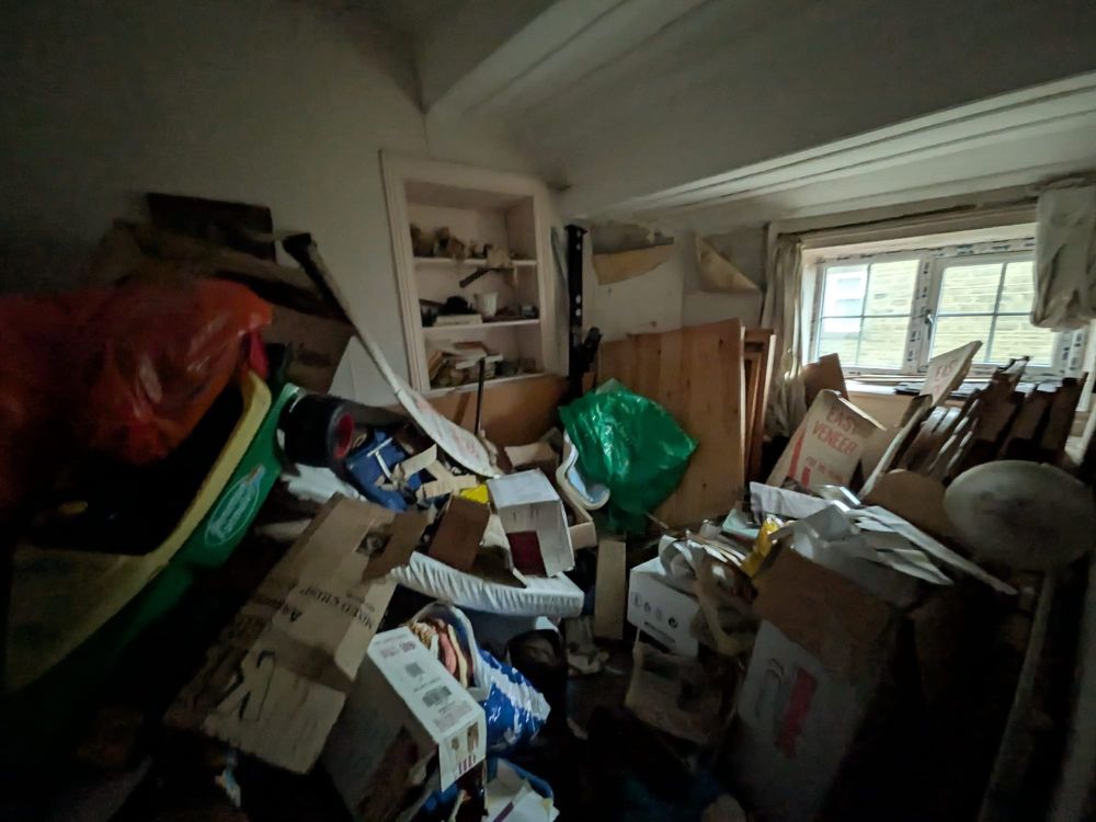 1 Western Place Bradford, BD13 1DU