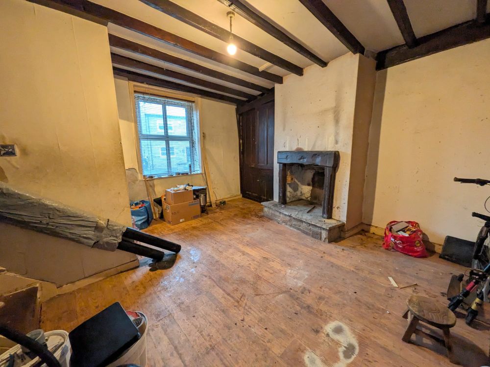 8 East Parade Baildon, BD17 6LY